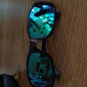 Costa brine br10  580G green polarized, case and retainer